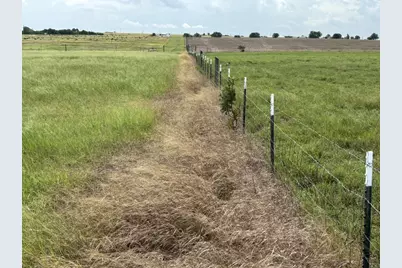 700 County Road 330 Road, Granger, TX 76530 - Photo 2
