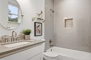 6505 Shadow Valley Dr, Austin, TX 78731 - Photo 32