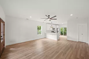 2102 S Church St, Georgetown, TX 78626 - Photo 28