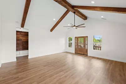 2102 S Church Street, Georgetown, TX 78626 - Photo 4