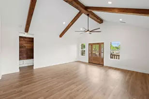 2102 S Church St, Georgetown, TX 78626 - Photo 4