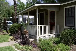 1200 Alegria Rd, Austin, TX 78757 - Photo 2