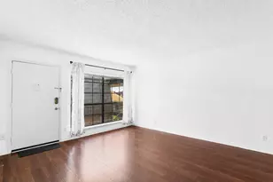 2425 Ashdale Dr, Austin, TX 78757 - Photo 2