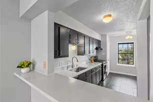 2425 Ashdale Dr, Austin, TX 78757 - Photo 10