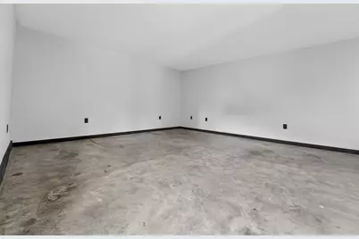 8409 Nairn Drive, Austin, TX 78749 - Photo 32