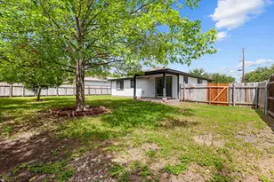112 James Lin Cir, Kyle, TX 78640 - Photo 28