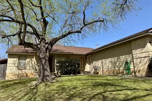 7902 Ibis Cove, Austin, TX 78745 - Photo 2