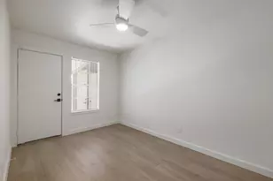 902 Jessie St, Austin, TX 78704 - Photo 10