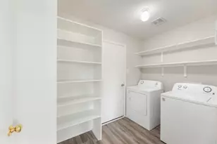 113 Matthew Dr, Hutto, TX 78634 - Photo 16