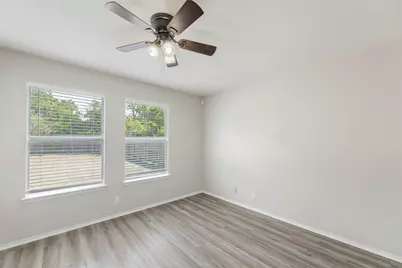 113 Matthew Drive, Hutto, TX 78634 - Photo 14