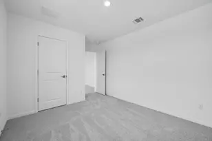 201 Makinaw Rd, Hutto, TX 78634 - Photo 14