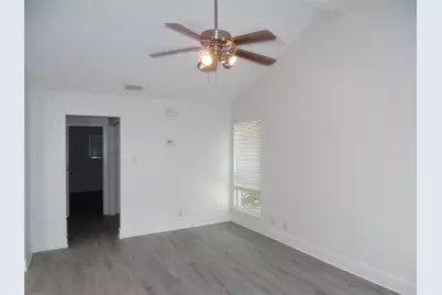 7400 Dixie Drive #B, Austin, TX 78744 - Photo 4