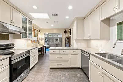 8107 Middle Court, Austin, TX 78759 - Photo 12