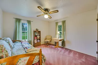 835 Jones Street, Smithville, TX 78957 - Photo 16