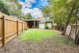 1607 Valleyridge Dr, Austin, TX 78704 - Photo 14