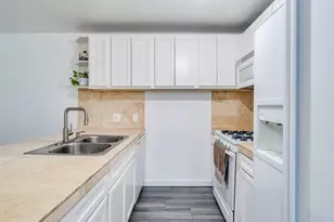 1607 Valleyridge Dr, Austin, TX 78704 - Photo 6