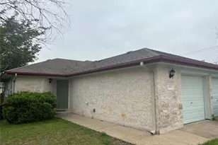 106 Marvin Cove, Hutto, TX 78634 - Photo 2