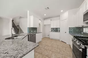 4032 Flowstone Ln, Round Rock, TX 78681 - Photo 10