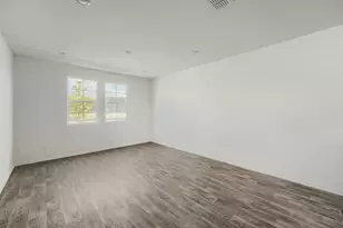 200 Constanza Trl, Bastrop, TX 78602 - Photo 2