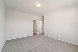 136 Summer Dr, Elgin, TX 78621 - Photo 16