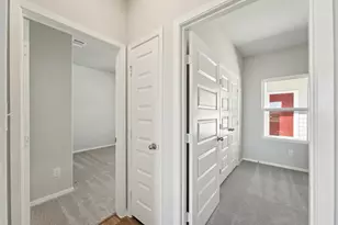 136 Summer Dr, Elgin, TX 78621 - Photo 24