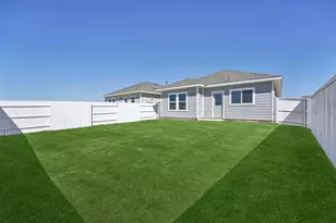 136 Summer Dr, Elgin, TX 78621 - Photo 30