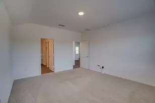 12317 Silversmith Ln, Mustang Ridge, TX 78610 - Photo 10