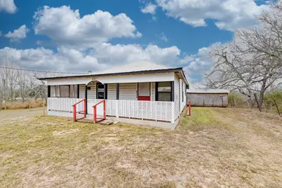 406 Carpenter Street, Smiley, TX 78159 - Photo 1