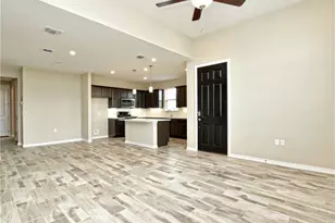 109 Harborside Dr, San Marcos, TX 78666 - Photo 8