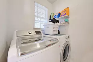 5302 Walnut Grove Dr, Austin, TX 78744 - Photo 14