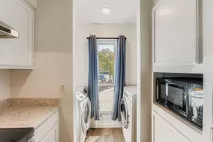 2450 Wickersham Ln, Austin, TX 78741 - Photo 20