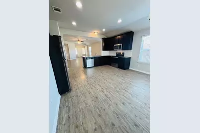 1300 Golden Barley Drive, Pflugerville, TX 78660 - Photo 10