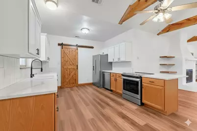 117 County Road 407, Spicewood, TX 78669 - Photo 6