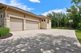 17001 Northlake Hills Dr, Jonestown, TX 78645 - Photo 6
