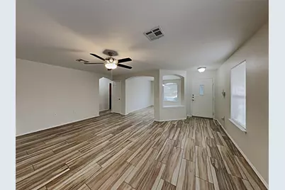 12417 NE Sky Harbor Drive, Del Valle, TX 78617 - Photo 2