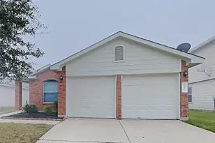 12417 NE Sky Harbor Dr, Del Valle, TX 78617 - Photo 1