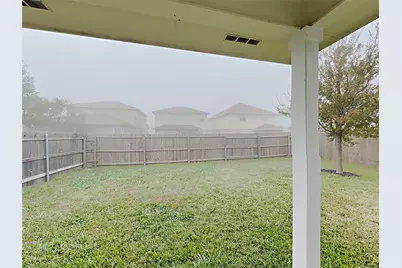 12417 NE Sky Harbor Drive, Del Valle, TX 78617 - Photo 18