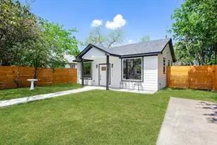 3104 E 16th St, Austin, TX 78702 - Photo 2