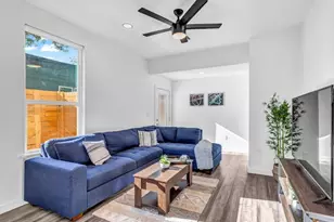 3104 E 16th St, Austin, TX 78702 - Photo 10