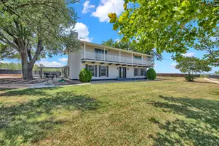 550 C.Bud Stockton Loop, Jarrell, TX 76537 - Photo 1