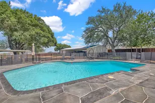 550 C.Bud Stockton Loop, Jarrell, TX 76537 - Photo 2