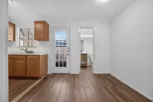 8400 Jamestown Dr, Austin, TX 78758 - Photo 10