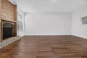 8400 Jamestown Dr, Austin, TX 78758 - Photo 4