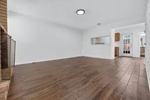 8400 Jamestown Dr, Austin, TX 78758 - Photo 2