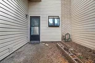 8400 Jamestown Dr, Austin, TX 78758 - Photo 14