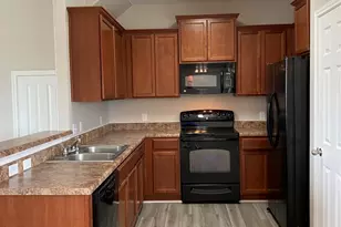 304 Azurite Dr, Jarrell, TX 76537 - Photo 12