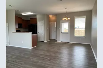 304 Azurite Drive, Jarrell, TX 76537 - Photo 10