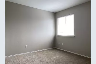 304 Azurite Drive, Jarrell, TX 76537 - Photo 4