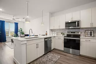 6324 N Lamar Blvd, Austin, TX 78752 - Photo 2