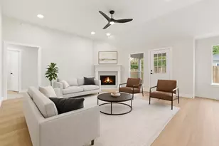 1006 Cottonbowl Dr, Taylor, TX 76574 - Photo 6